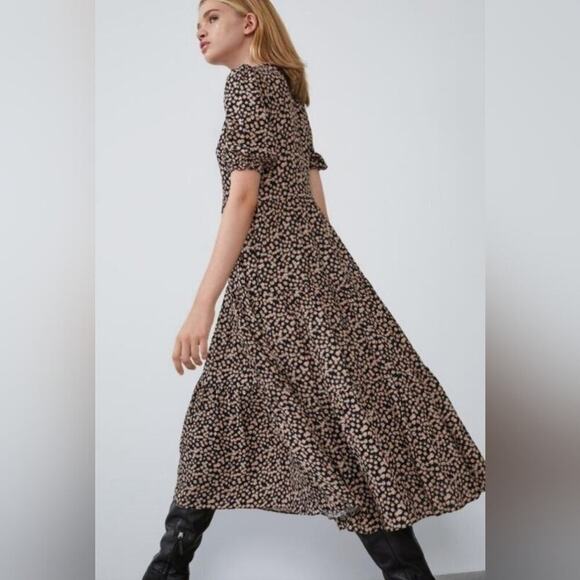 Zara Dresses & Skirts - Zara Floral Tiered Prairie Dress w/Pockets Size XS